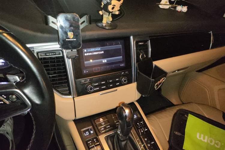 Used Porsche Macan 2017 Macan S 3.0T Audio And AC Panel