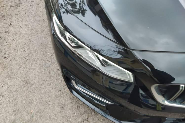 Used Geely Auto Preface 2023 2.0TD Prestige Version Right Front Headlight