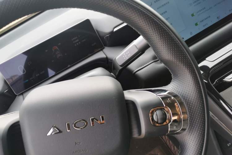 Used AION V 2024 Aion Tyrannosaurus 650 LiDAR Edition