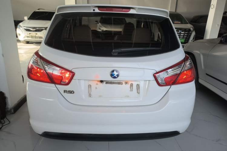 Used Venucia R50 2013 1.6L Automatic Luxury Edition
