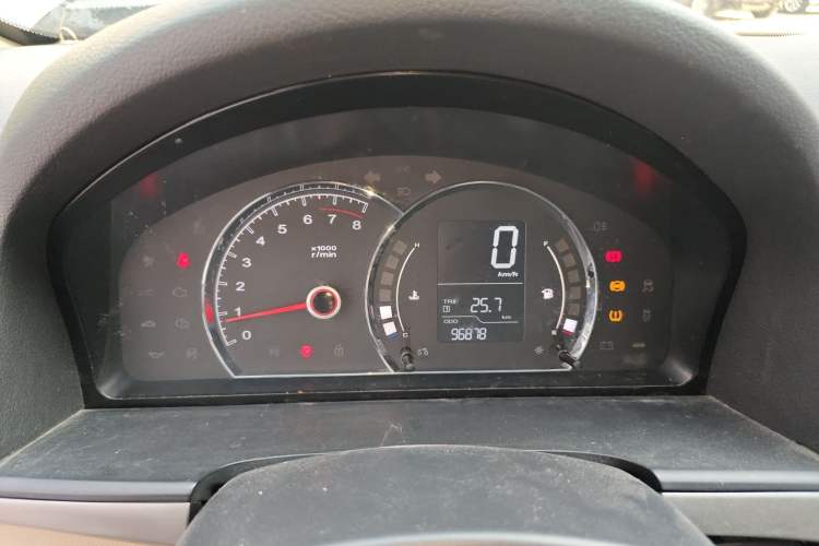 Used Roewe 350 2015 1.5L Manual Luxury Sunroof Edition
