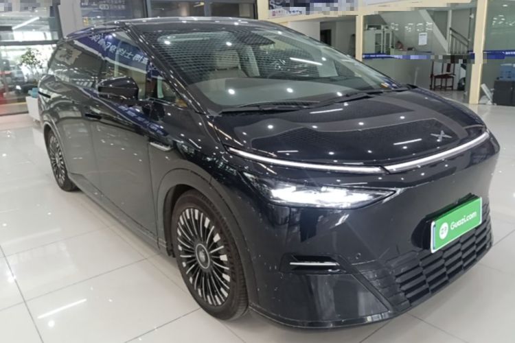 Used XPeng X9 2025 740 Ultra-Long Range Max Exterior 1