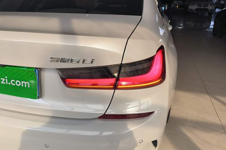 Used BMW 3 Series 2021 Restyled 325Li M Sport Package
