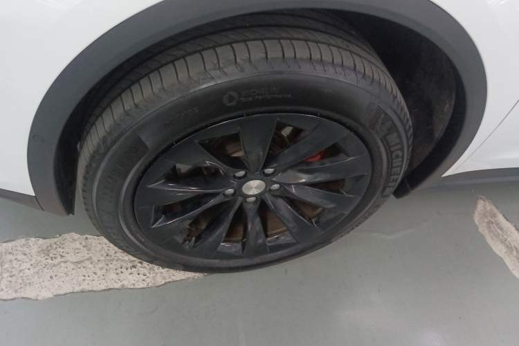 Used Tesla Model X 2019 Long-Range Version
