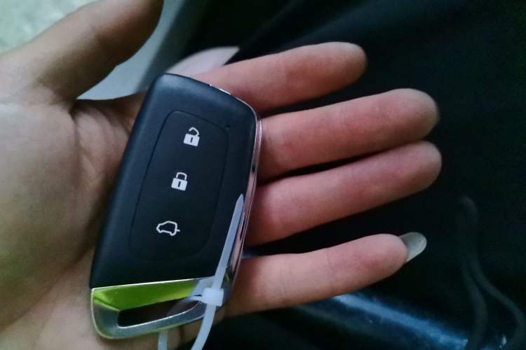 Used Baojun KiWi EV 2021 Artist Model Lithium Iron Phosphate