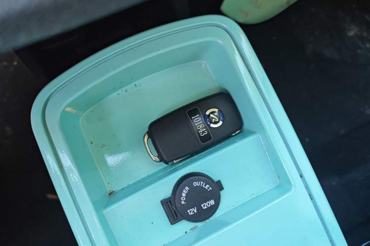 Used Brilliance Xinri i03A 2021 318 km 31.45 kWh