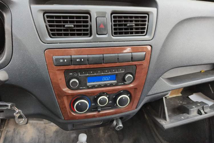 Used Chana Ruixing M60 2020 1.5L Standard Version China VI 6-Seater DAM15KR
