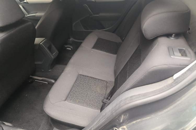 Used Volkswagen Lavida 2013 Revised Classic 1.6L Automatic Fashion Edition