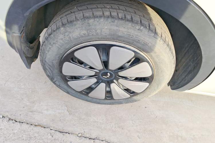 Used Wuling Bingo 2023 333 km Lingxi Connected+ Version