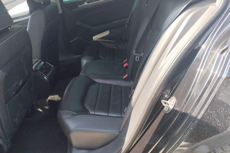 Used Volkswagen Phideon 2018 Revised Version 380TSI Two-Wheel Drive Business Edition
