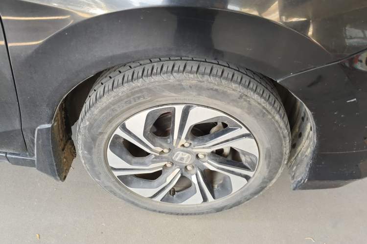 Used Honda Crider 2016 1.8L CVT Luxury Edition Right Front Wheel Hub