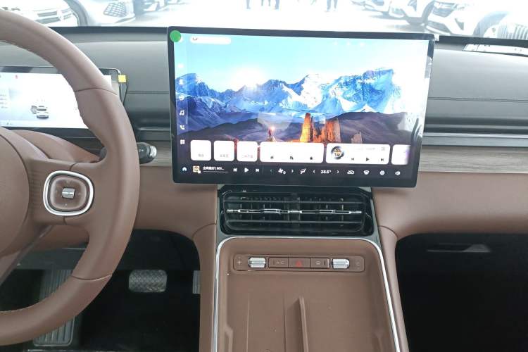 Used Wuling Xingguang S 2025 Model, 130km Flagship Edition