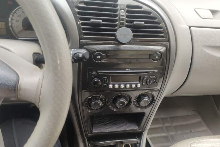 Used Citroen Elysee 2012 Sedan 1.6L Manual Tech Model CNG
