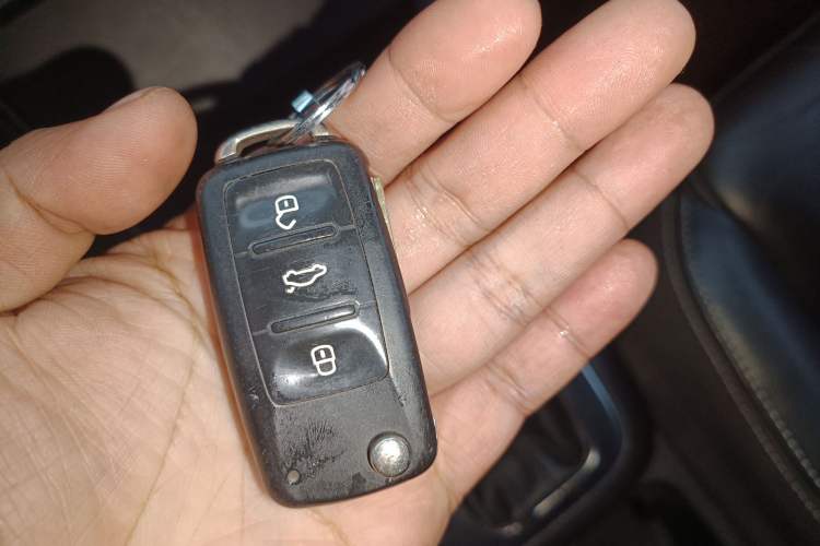 Used Volkswagen Tiguan L 2016 280TSI Automatic Two-Wheel Drive Silk Road Comfort Edition
