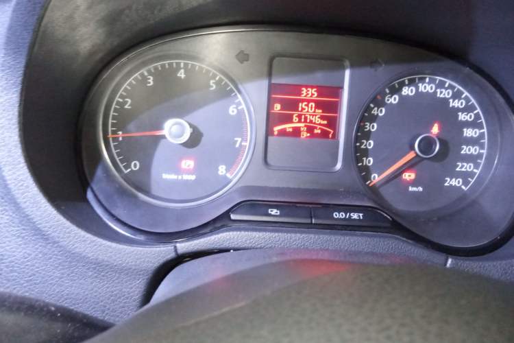 Used Volkswagen Polo 2011 1.6L Manual ZhiShang Edition
