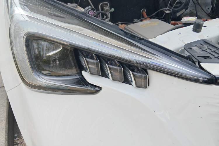 Used CHANGAN Benni E-Star 2020 Xinyue Edition Lithium-NMC Right Front Headlight