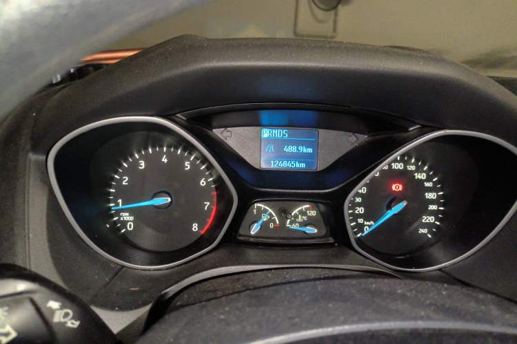 Used Ford Focus 2015 Sedan 1.6L Automatic Comfort Model
