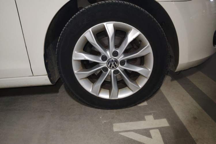 Used Volkswagen Golf 2012 1.6L Automatic Comfort Model
