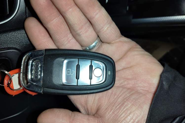 Used Audi A4L 2016 30 TFSI Collector's Edition Automatic Comfort Model