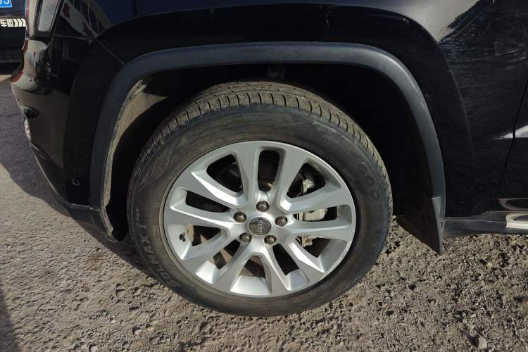 Used Jeep Grand Cherokee 2017 3.0L Comfort Navigation Edition
