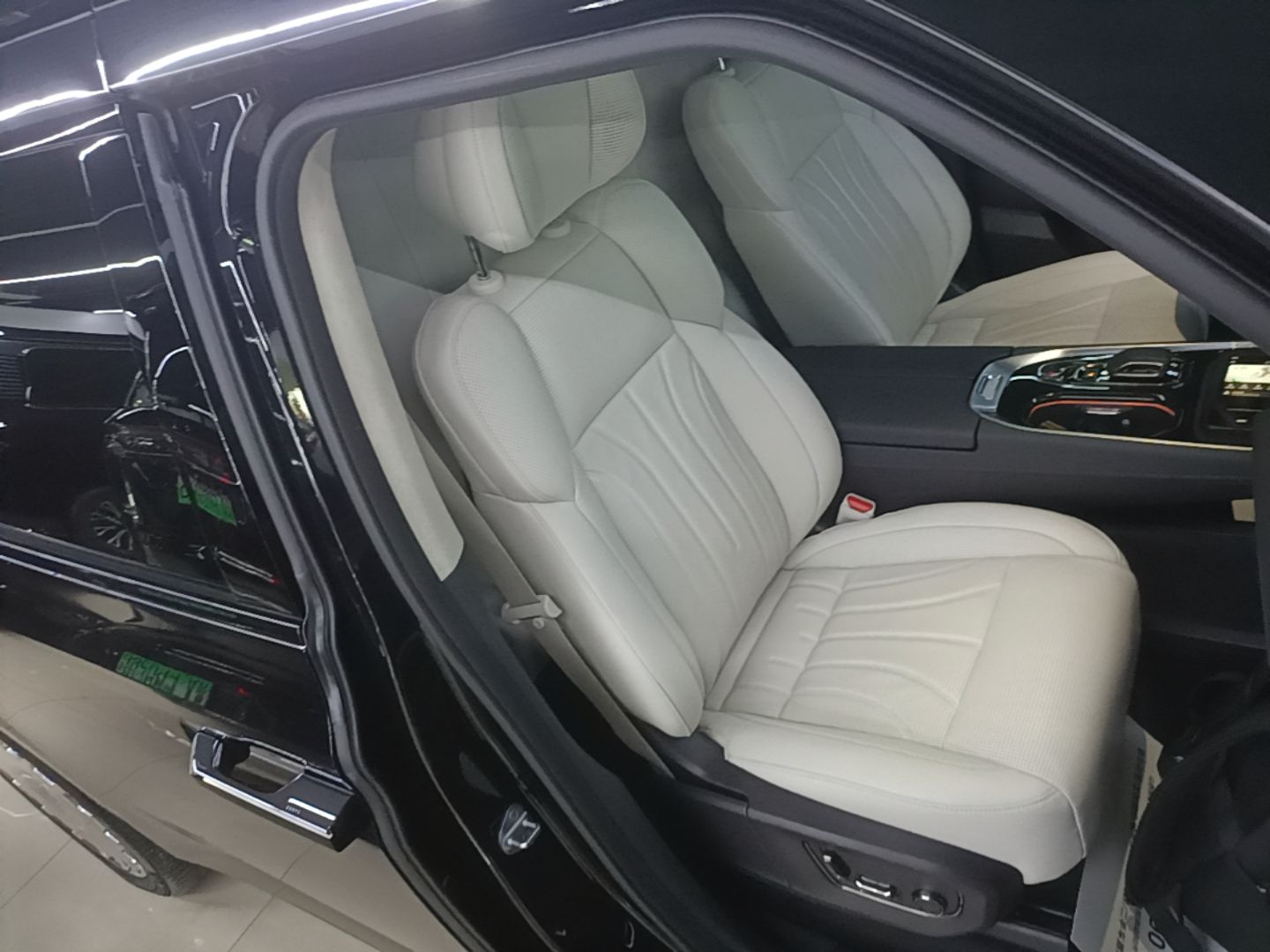 Zeekr 009 2024 GAC Trumpchi — снимка 19