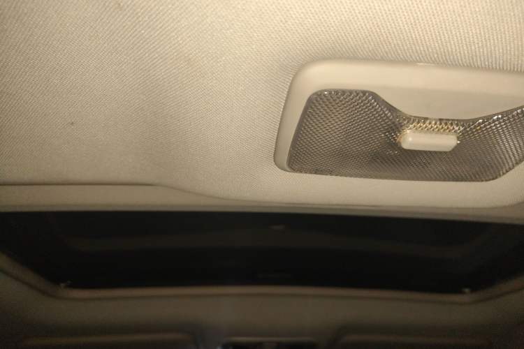 Used CHANGAN CS35 2015 1.6L Automatic Luxury Model China IV Standard
