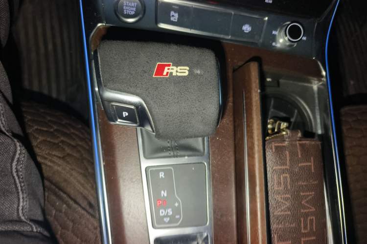 Used Audi A6 2020 allroad quattro Explorer 55 TFSI Prestige Off-Road Model
