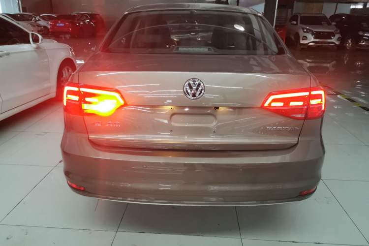 Used Volkswagen Sagitar 2018 1.6L Automatic Comfort Model
