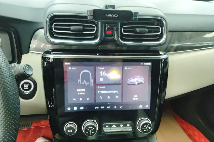 Used Lynk & Co 02 2022 2.0T DCT Shine Plus
