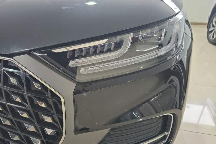 Used Chery Tiggo 8 PLUS 2024 Champion Edition 290TGDI DCT Deluxe Version 5-Seater