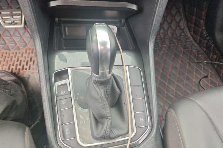 Used Volkswagen Golf Sportsvan 2018 230TSI Automatic Trend Edition
