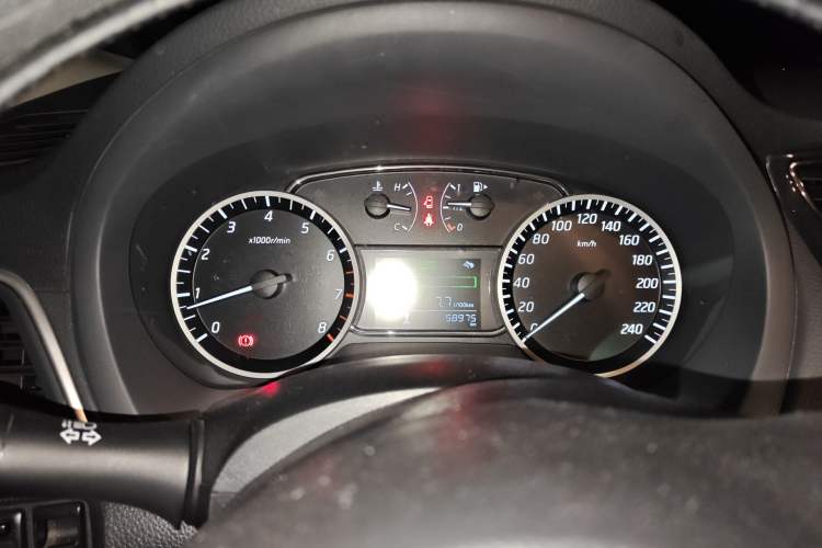 Used Nissan Sylphy 2019 Classic 1.6XE Manual Comfort Edition Instrument Cluster