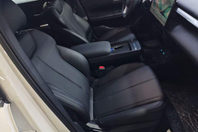 Used BYD e7 2025 Model 520 Smart Mobility Edition
