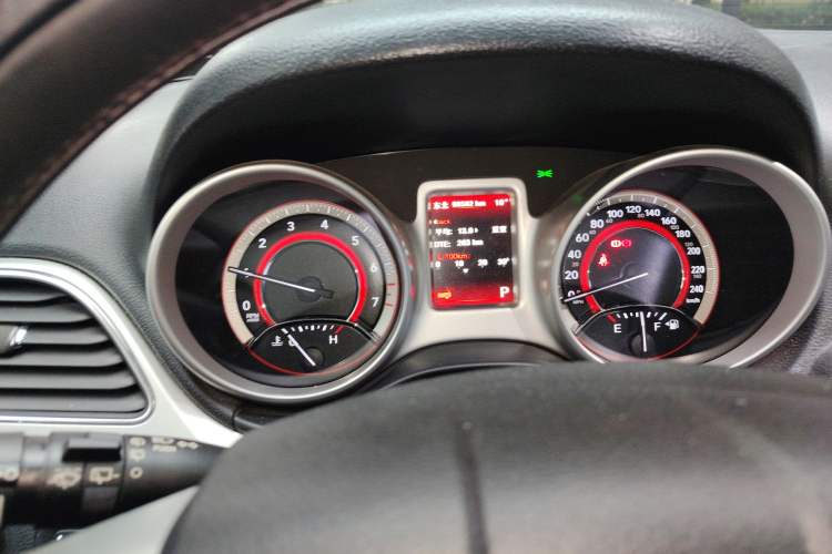 Used Dodge Journey 2014 2.4L Two-Wheel Drive Touring Edition