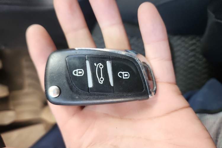 Used Peugeot 308 2013 1.6L Manual YouShang Model Vehicle Key