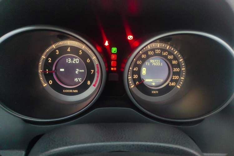 Used Bestune X80 2013 2.0L automatic comfort version
