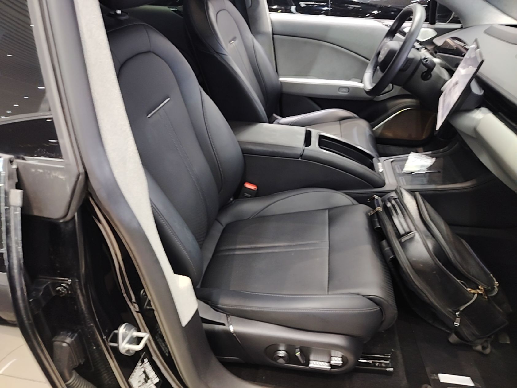 Zeekr 007 2024 Four-Wheel Drive Version 75 kWh — снимка 19