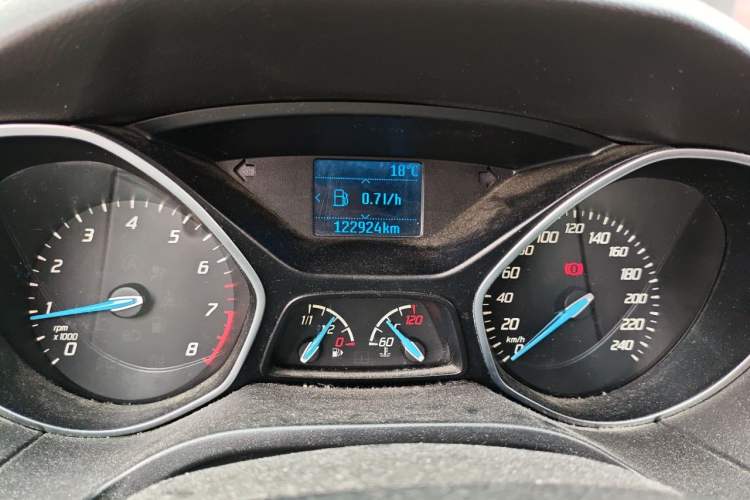 Used Ford Focus 2012 Sedan 1.6L Manual Fashion Edition Instrument Cluster