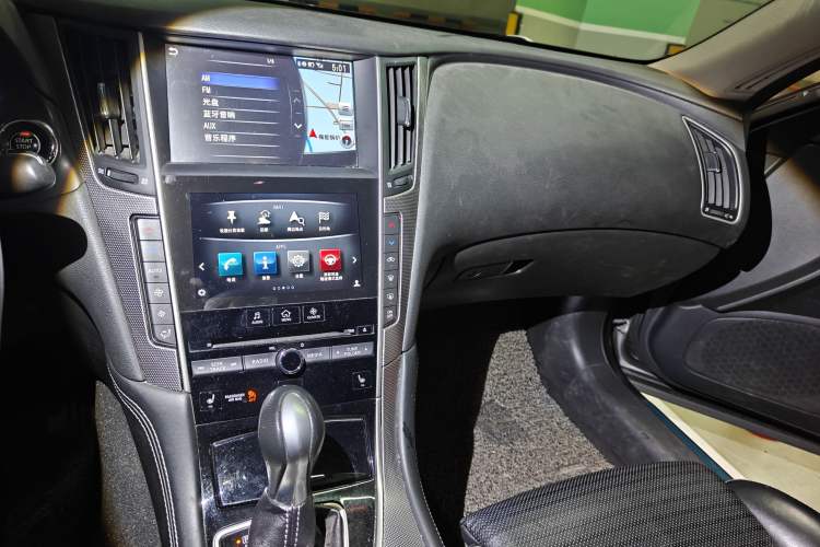 Used Infiniti Q50L 2015 2.0T Sport Edition Audio And AC Panel