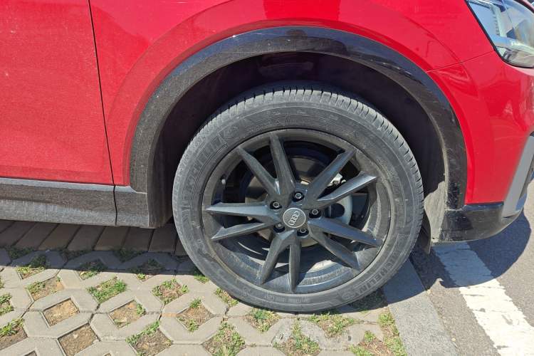 Used Audi Q2L 2020 35 TFSI Fashion Dynamic Model Right Front Wheel Hub