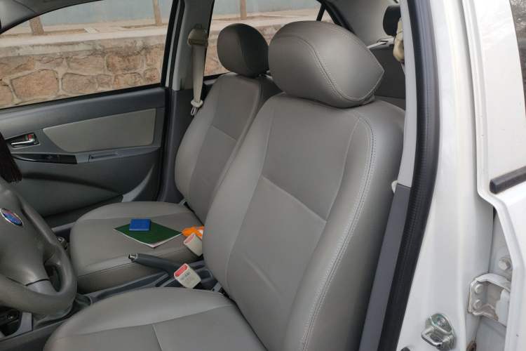 Used Geely Auto Diamond 2015 Sedan 1.5L Manual SuperDeluxe Model Left Front Seat