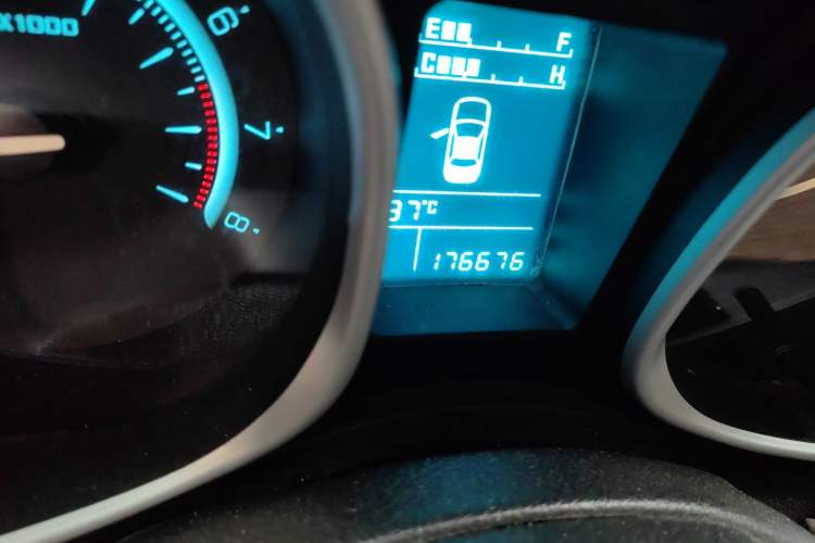 Used GAC Trumpchi GS5 2012 2.0L Manual Two-Wheel Drive Comfort Edition