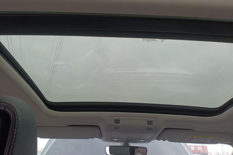 Used Volkswagen Magotan 2023 2 Million Units Limited Edition 330TSI DSG Leading Version