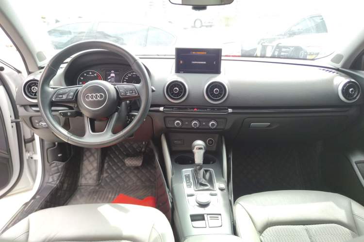 Used Audi A3 2020 Limousine 35 TFSI Fashion Edition China VI Emission Standard
