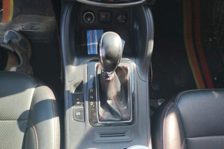 Used CHANGAN CS75 2016 1.8T Automatic Elite Model China V Standard Gear Lever
