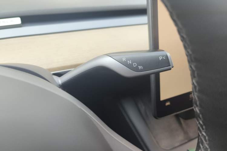 Used Tesla Model 3 2022 Rear-Wheel-Drive Version
