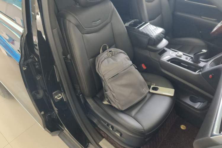 Used Cadillac XT5 2022 2.0T Two-Wheel Drive Luxury Version