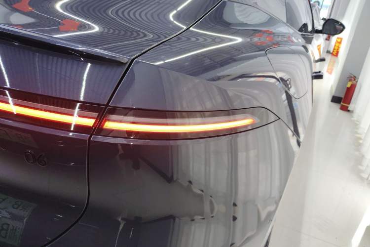 Used Avatr 06 2025 Pro Range-Extended Edition Right Rear Taillight