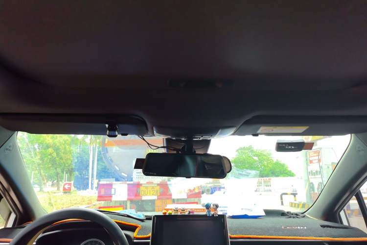 Used Toyota Levin 2019 Dual-Engine 1.8H E-CVT Luxury Edition China VI Standard Headliner