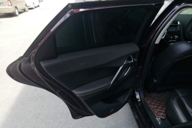 Used DS 5 2014 1.6T Elegant Version THP160
